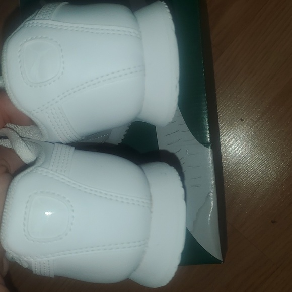 PUMA ROMA BASICS 2C WHITE SNEAKERS - Picture 7 of 8